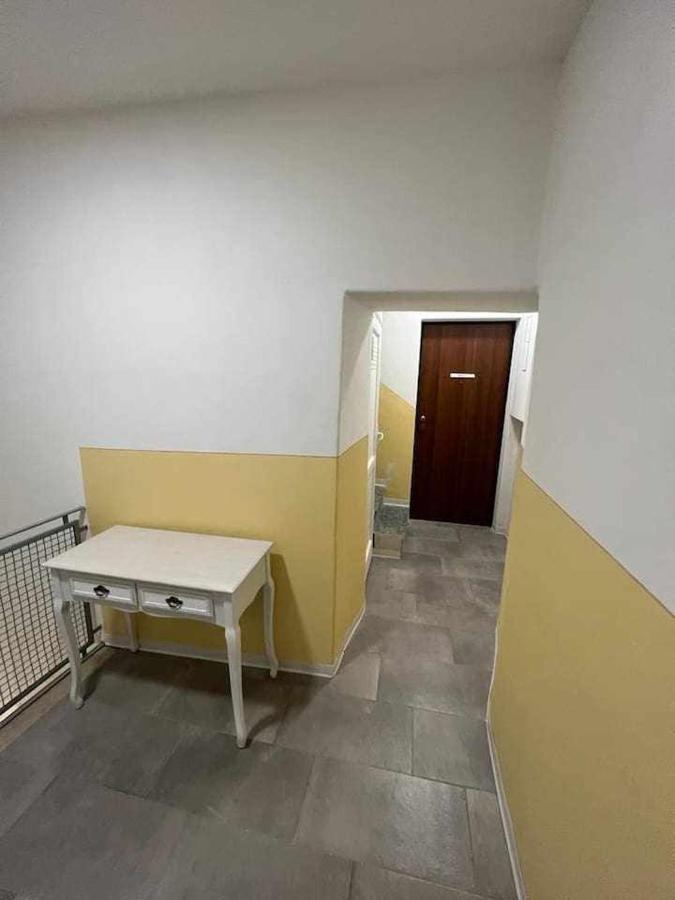 La Stanza Del Manzoni 1 Piano No Ascensore Павия Екстериор снимка